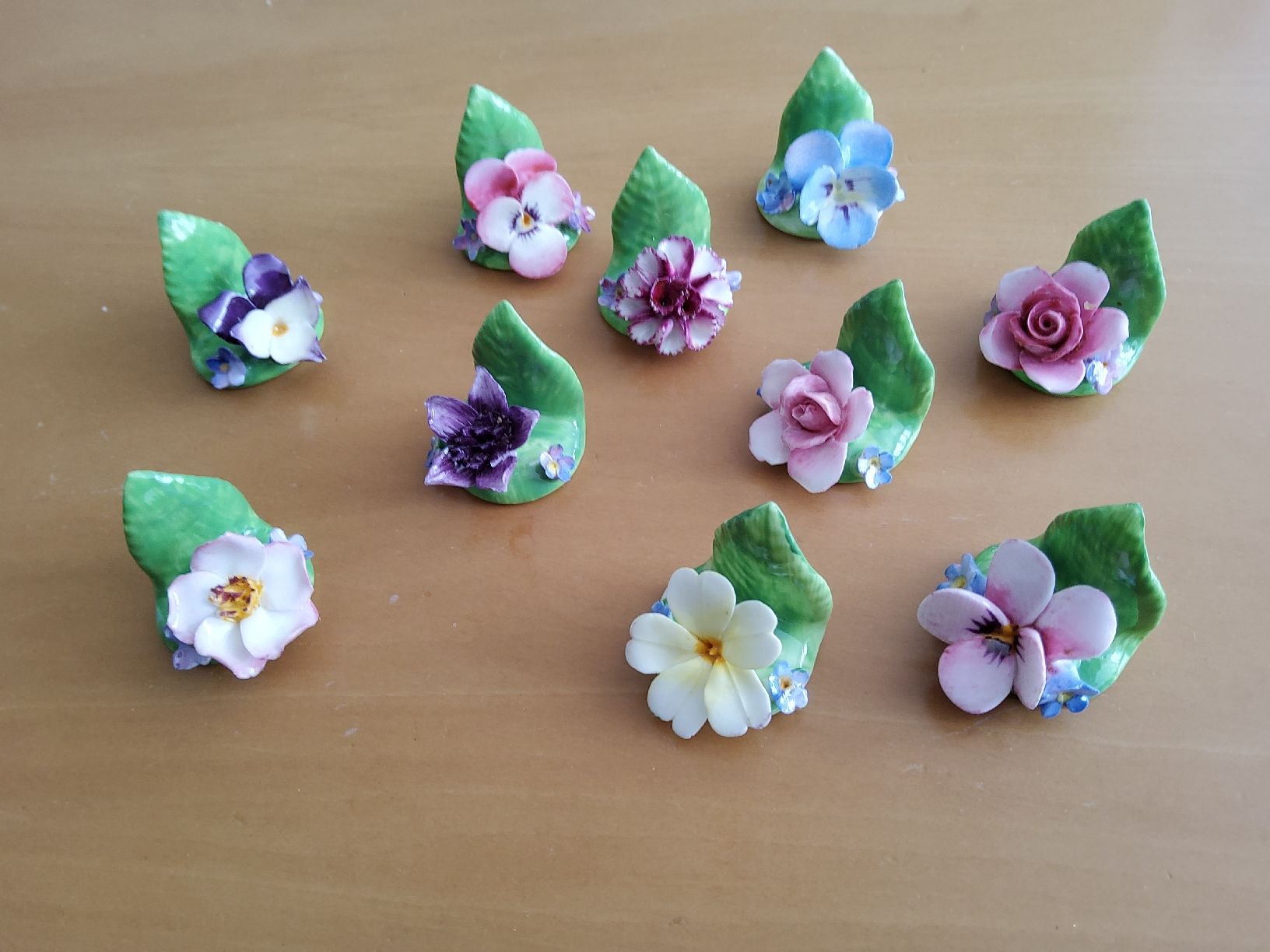 Toutes les décorations: Tischkartenhalter, Bone China, Coalport, handbemalt – Neuf (Voir description) à Oberwangen b. Bern par rol_p5g6