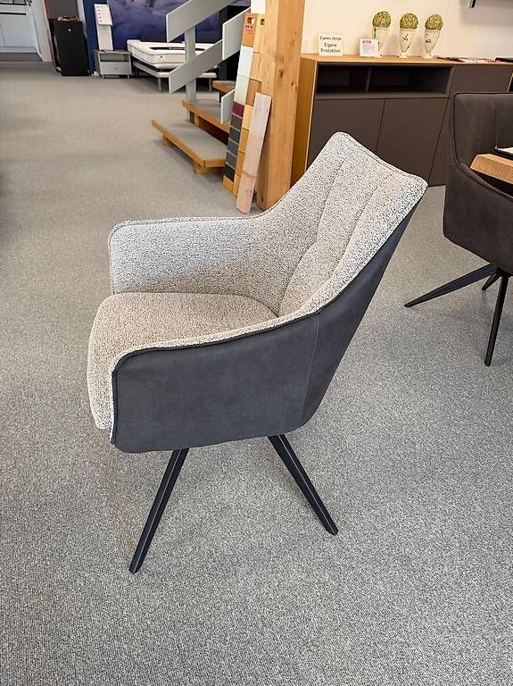 Sedie: Designe-Polsterstühle 6Stk. – Nuovo e nell'imballaggio originale da Urtenen-Schönbühl venduto da wohnstudio_haller 2