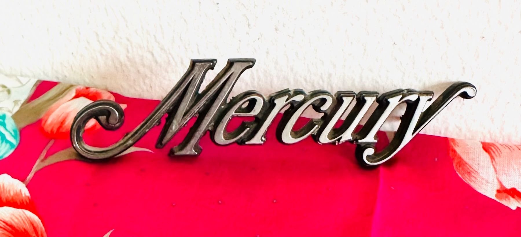 Mercury Accessori per altri veicoli: Mercury Metall Emblem  Ford MC – Usato da Zürich venduto da brazerola 2
