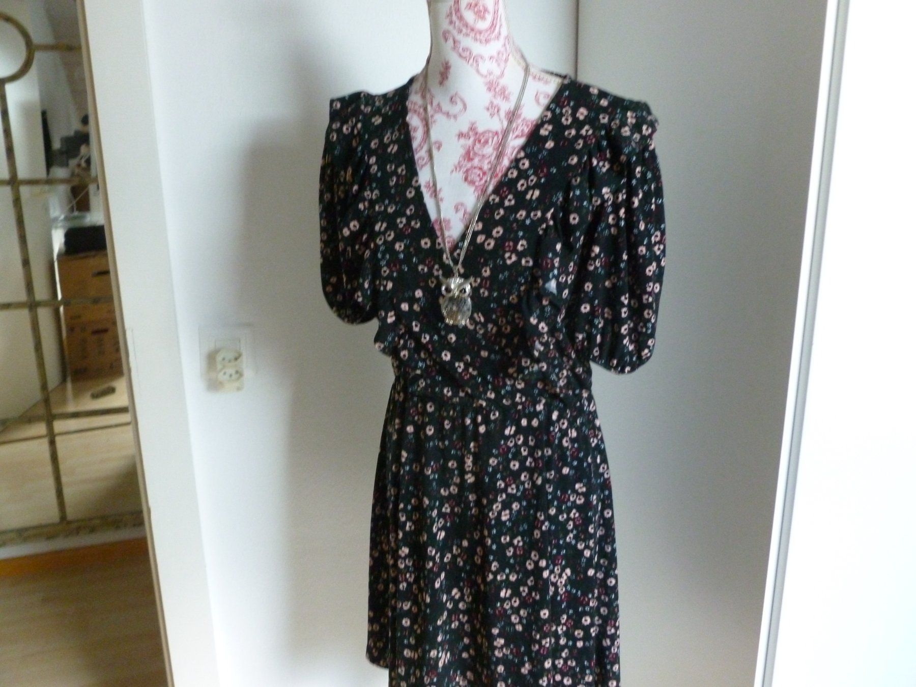 Kleider: Kleid – Gebraucht aus Arlesheim von Jadur 2