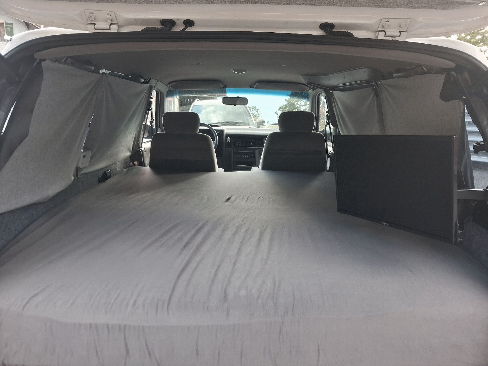 Chrysler Autos: Chrysler Voyager 2.5 – Gebraucht aus triesenberg von ginoblue 9