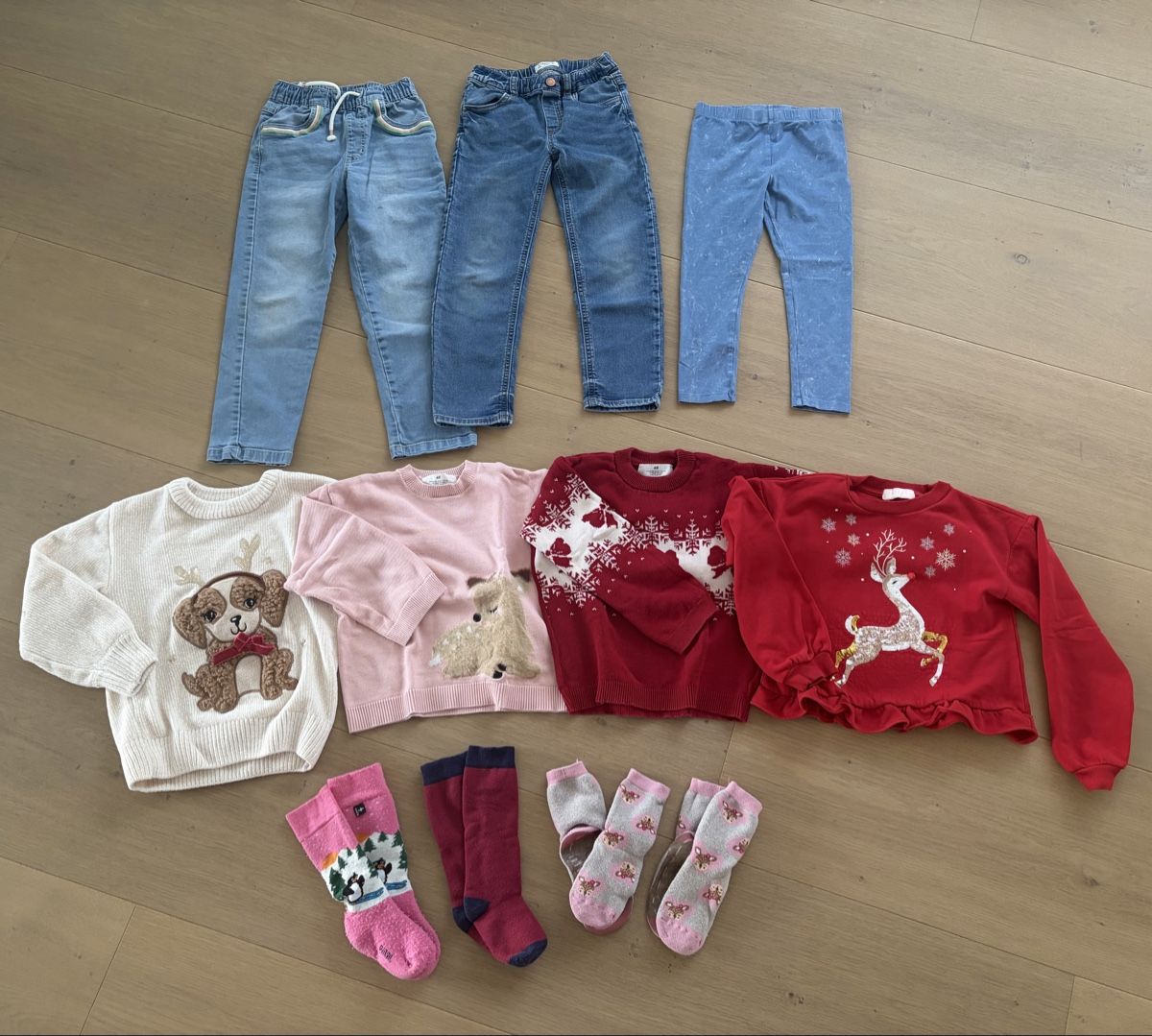 Lotti & Set di vestiti: Winterliches Kleiderpaket Gr. 122-128 – Usato da Lachen SZ venduto da LinWeg