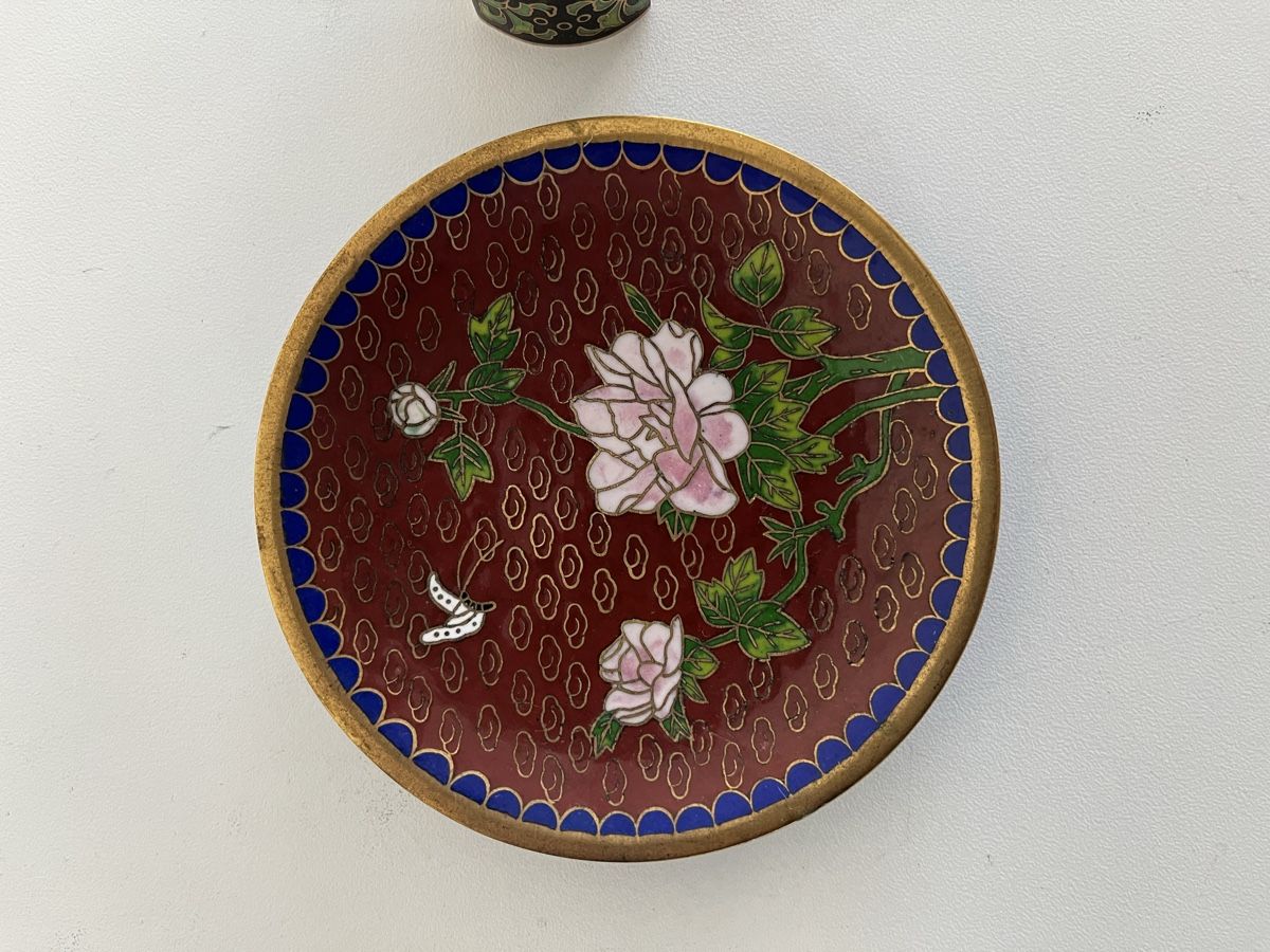 Tutte le decorazioni: 3 Stk. Cloisonné / Telller, Deckeldose / Herzdöschen – Usato da Wetzikon ZH venduto da seli03 1