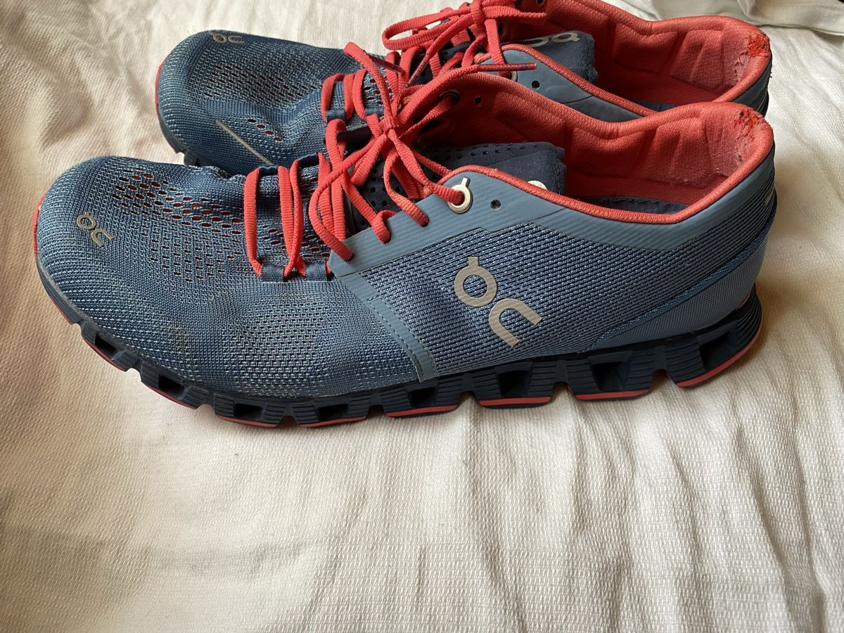On Scarpe da uomo: Chaussures ON Running Cloudflow 42 – Usato da Geneve venduto da Monthoux13