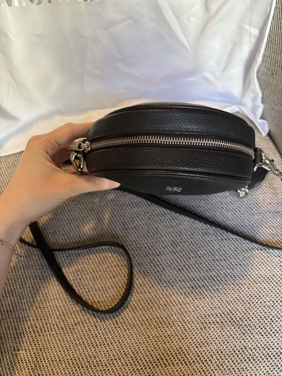 Michael Kors Borse da donna: Michael Kors small round black cross bag – Usato da Zürich venduto da fra_f66n 1