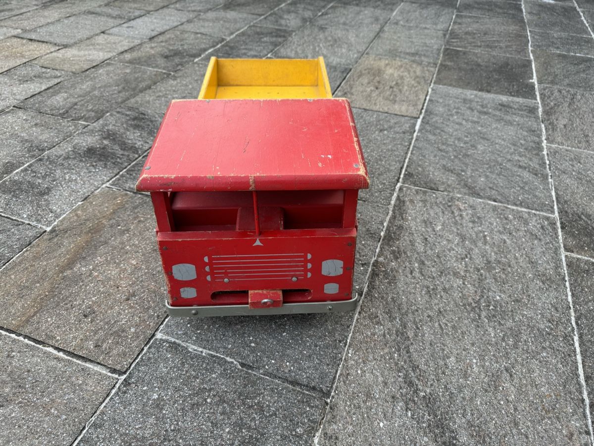 Wisa Gloria Giocattoli: Holzlastwagen Wisa Gloria – Usato da Lenzburg venduto da Meister_k 1