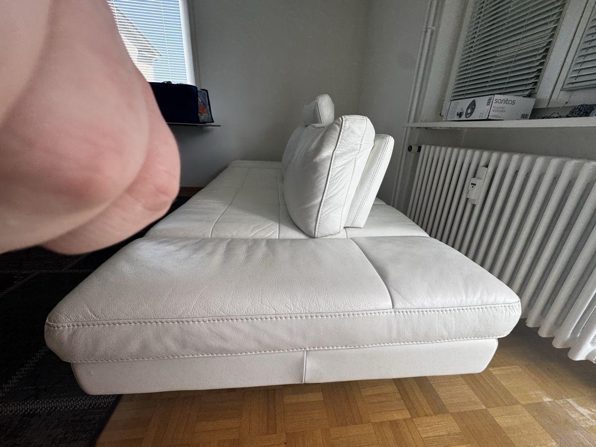 Divani: Design Leder-Sofa / Bett-Sofa, cremeweiss (grösser) – Usato da Romanshorn venduto da Benjamin__R 3