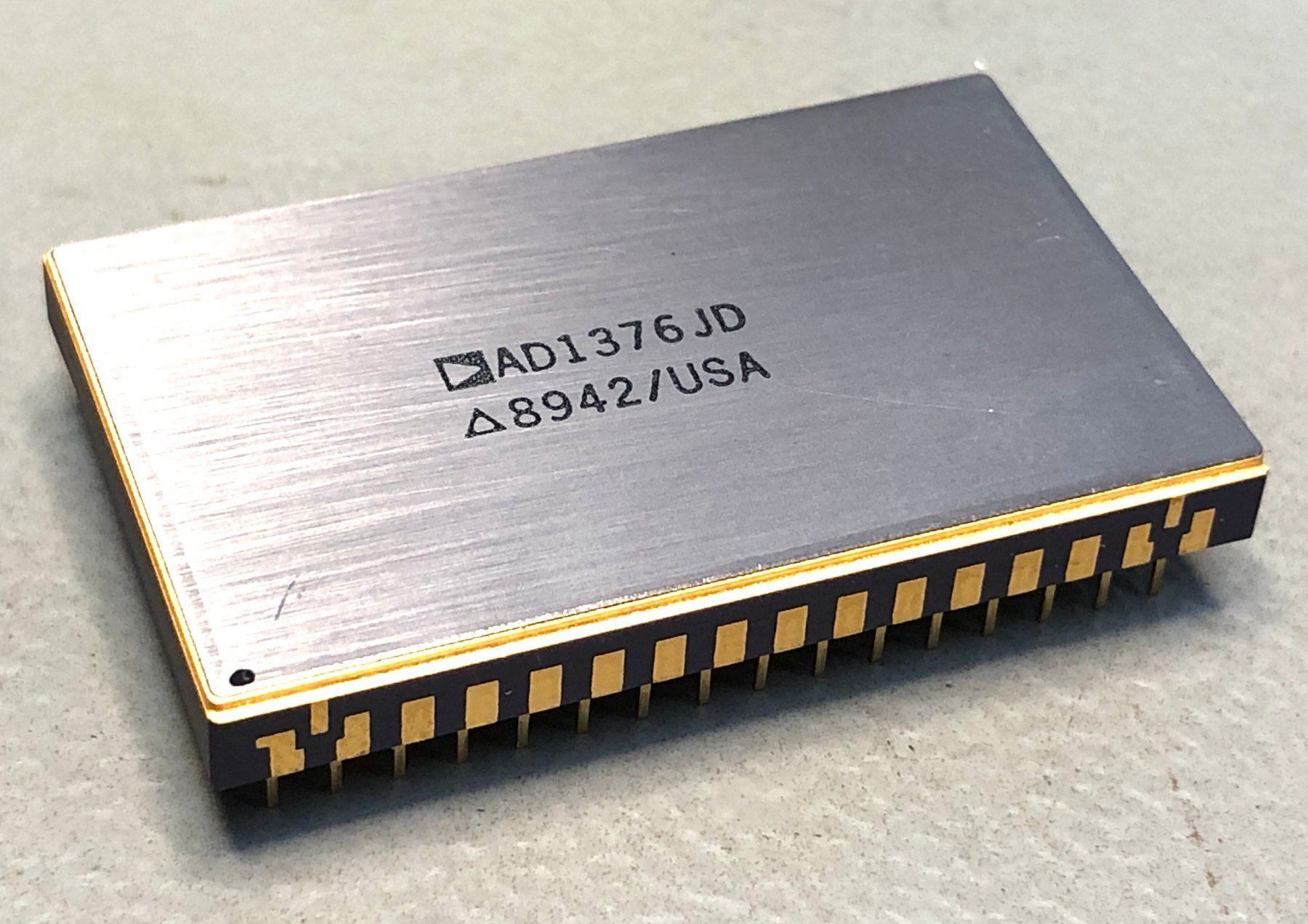 Elektronikbauteile: Hochgenauer AD-Wandler AD1376JD – Gebraucht aus Belp von Tubemaster