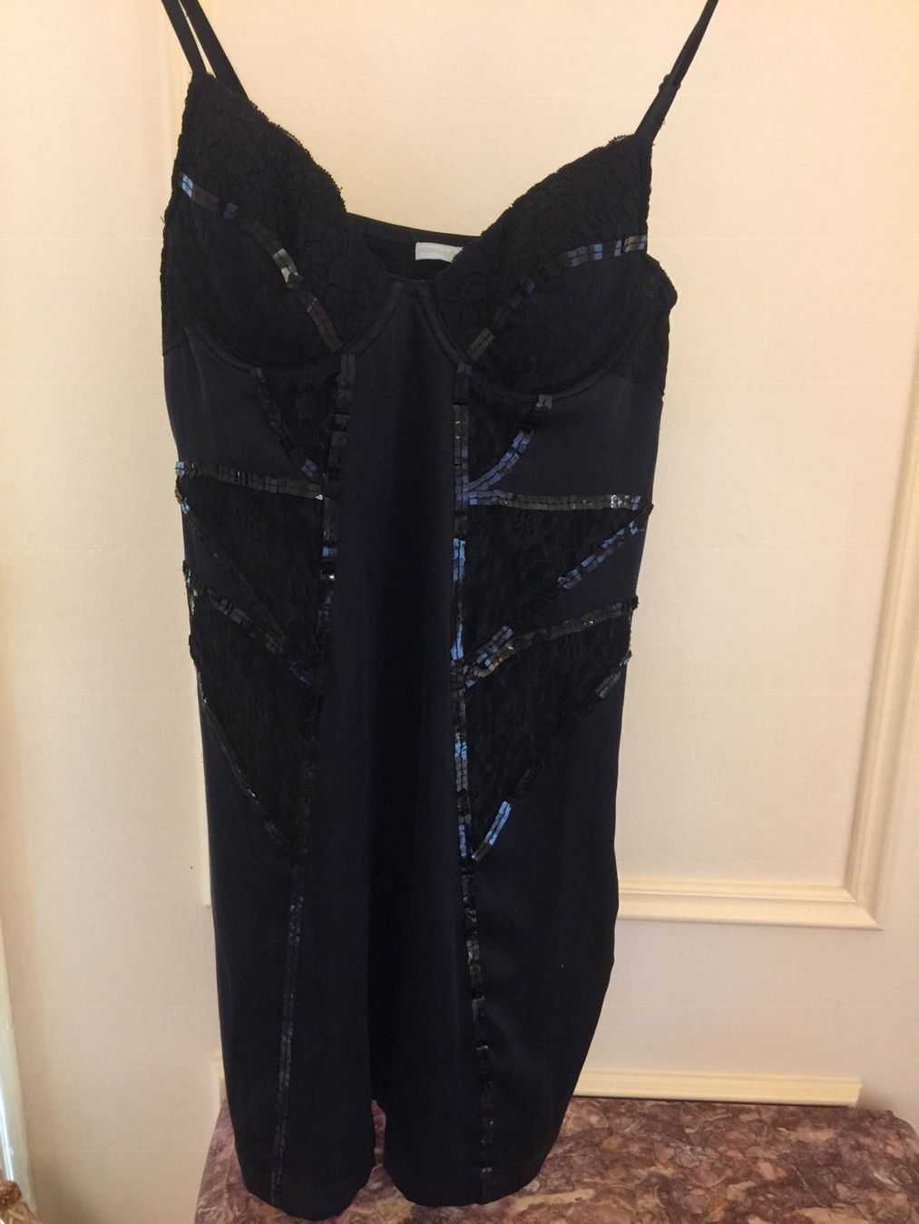 Guess Vestiti: Nuisette, robe Guess by Marciano – Usato da Lausanne venduto da Flo1006 3