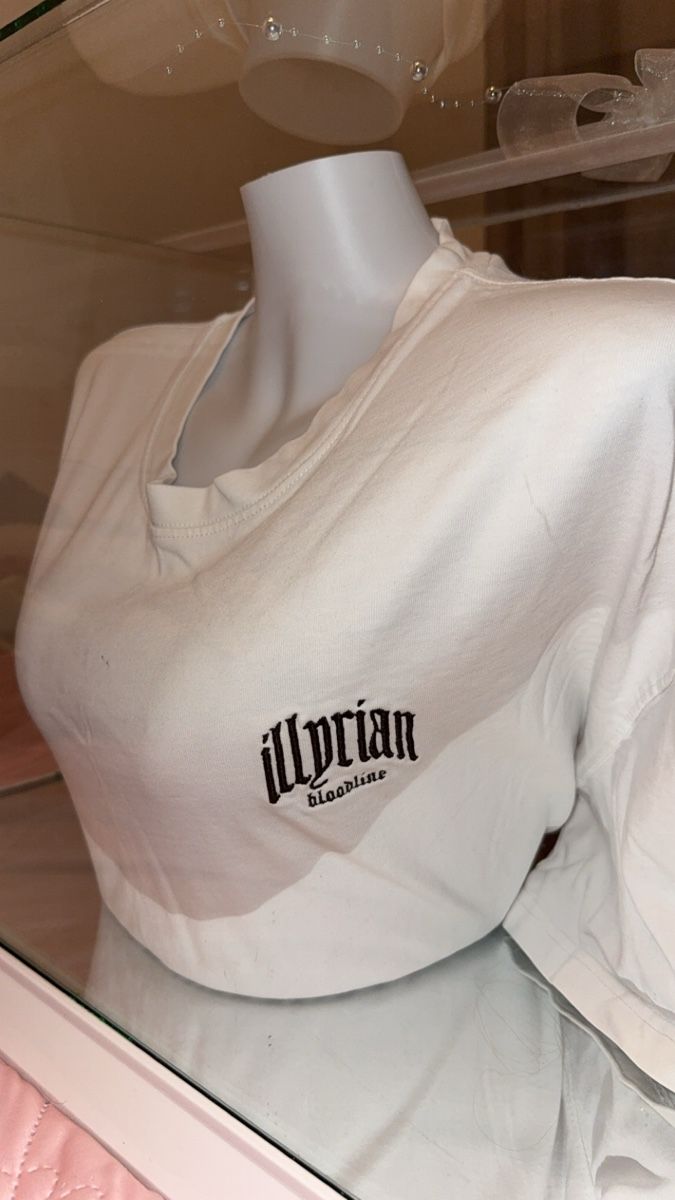T-shirt: T-Shirt Crop weiss  – Nuovo (secondo la descrizione) da Buchs AG venduto da era_5wsj 1