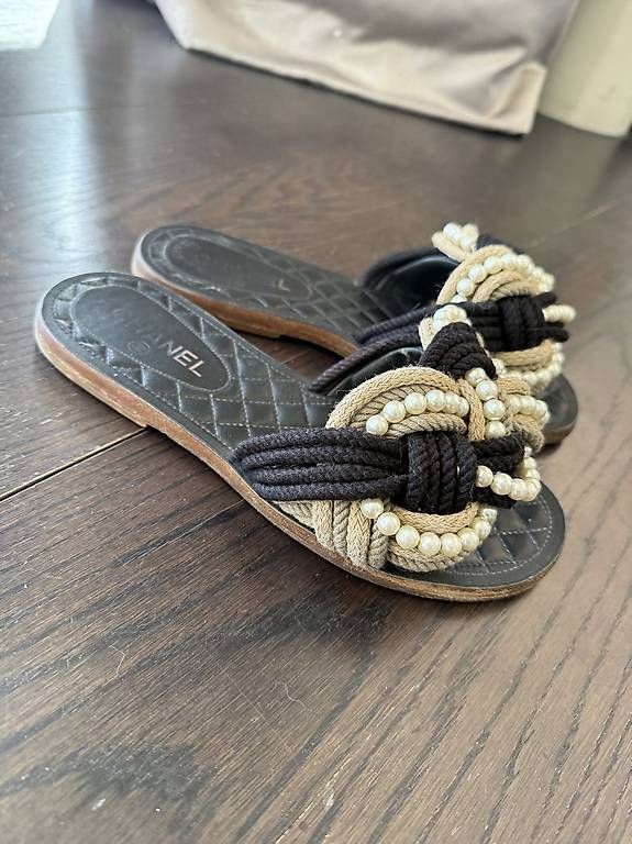 Chanel Scarpe da donna: Chanel Sandalen – Usato da Wädenswil venduto da Cocomagi 4