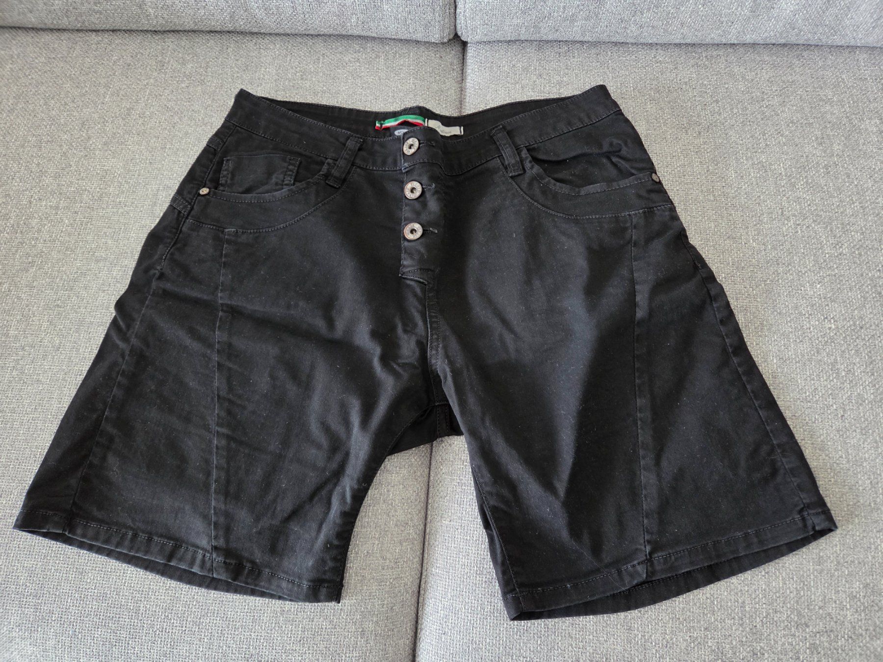 Please Jeans Jeans: Short Jeans Please M black – Gebraucht aus Villars-sur-Glane von Bolinot