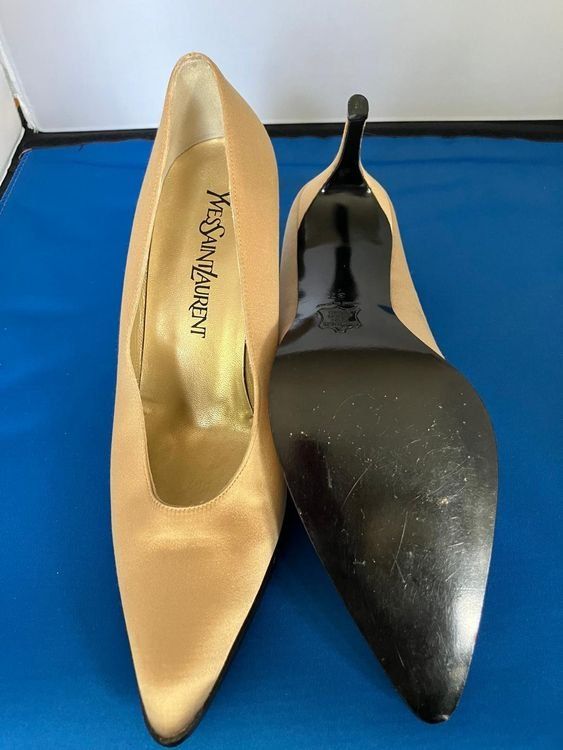 Saint Laurent Scarpe da donna: Elegante YSL Pumps Gold – Usato da Bern venduto da NNV 2