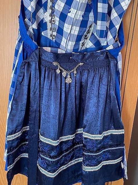 Robes: Dirndl Spieth & wensky – D'occasion à Widnau par Tigi03 1