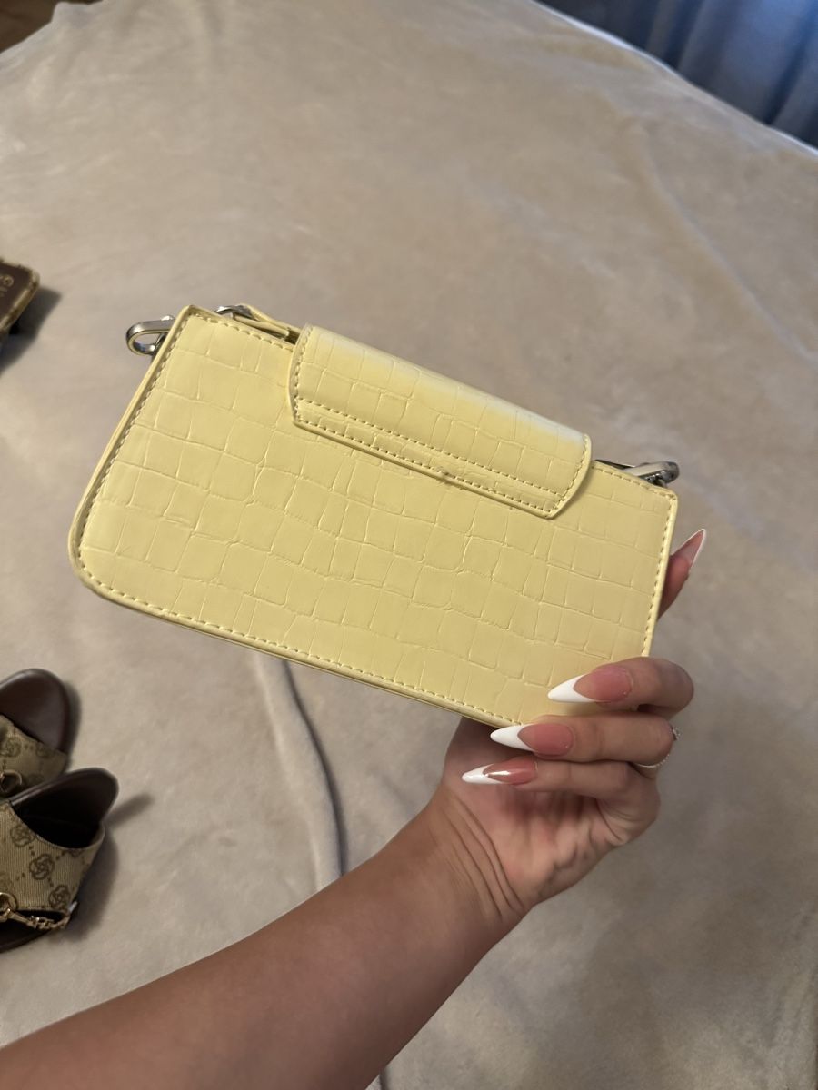 Stradivarius Sacs femmes: Stadivarious – Neuf (Voir description) à Suhr par iam.deestiny 1