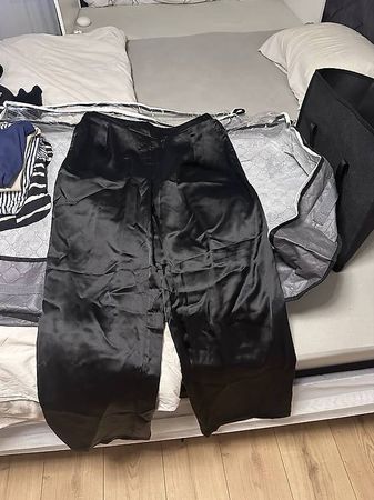 Satinhose Schwarz