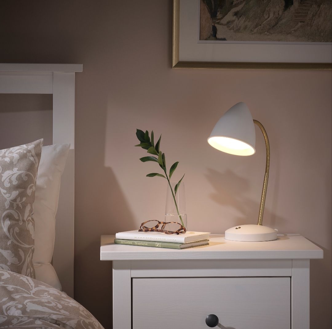 Ikea Lampade: Lampe de bureau de style rétro  – Nuovo (secondo la descrizione) da Fribourg venduto da MathiiR 4