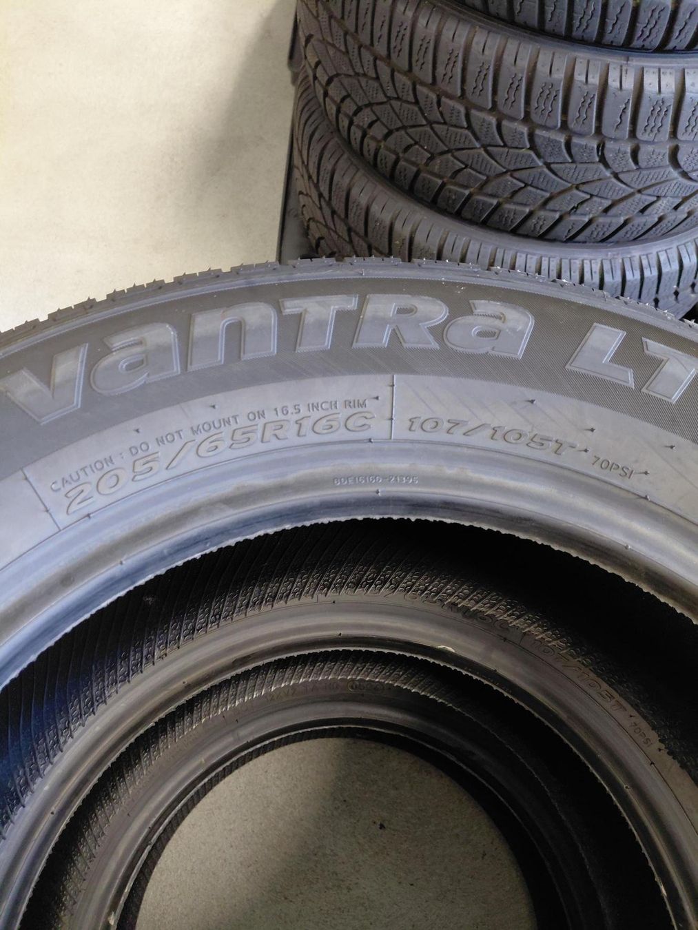 Felgen: 3x Sommerreifen 205/65 R16 C 107/105T Hankook – Gebraucht aus Dübendorf von AMAG-Autowelt 1