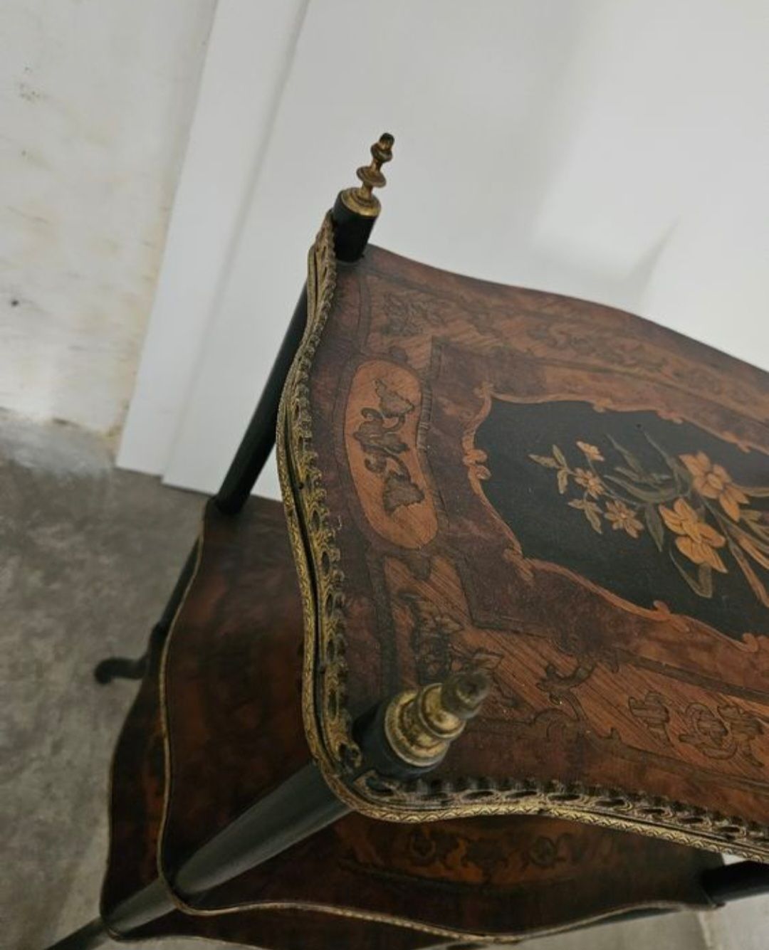 Regale: Mobile d’epoca stile Napoleone III, ca. 1850 – Gebraucht aus Pura von and_8dzs 6