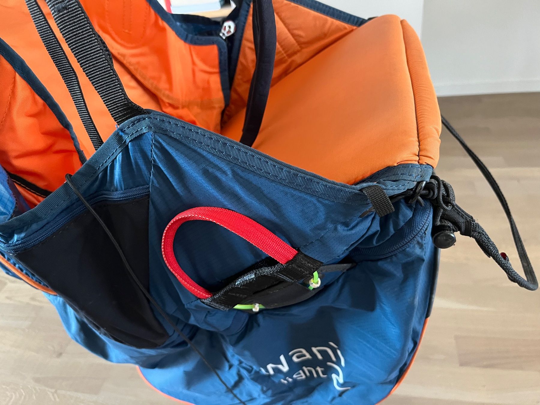 Woody Valley Sport dell'aria & Aquiloni: Wani Ligth 2 Gurtzeug – Usato da Oppligen venduto da luc_rf2v 2