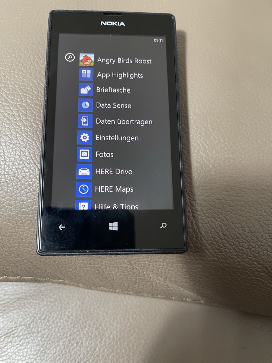 Nokia Telefoni cellulari / Smartphones: Nokia 520 Type RM-914 – Usato da Regensdorf venduto da mex5145 5