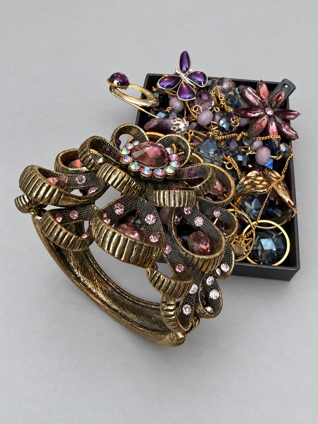 Sonstiger Schmuck: Modeschmuck-Konvolut (65) – Gebraucht aus Dachsen von Lor_s 1