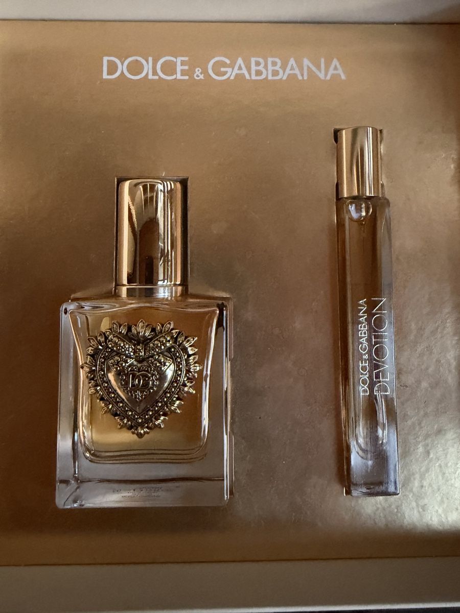 Dolce & Gabbana Profumi & Eau de Toilette: Dolce & Gabbana Devotion Eau de Parfum Set 50 ml + 10 ml – Usato da Pfäffikon ZH venduto da J.R.1989 1