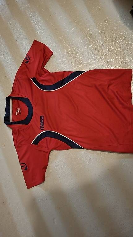 T-shirt: Divisa sportiva – Usato da Losone venduto da jan_8svf 3