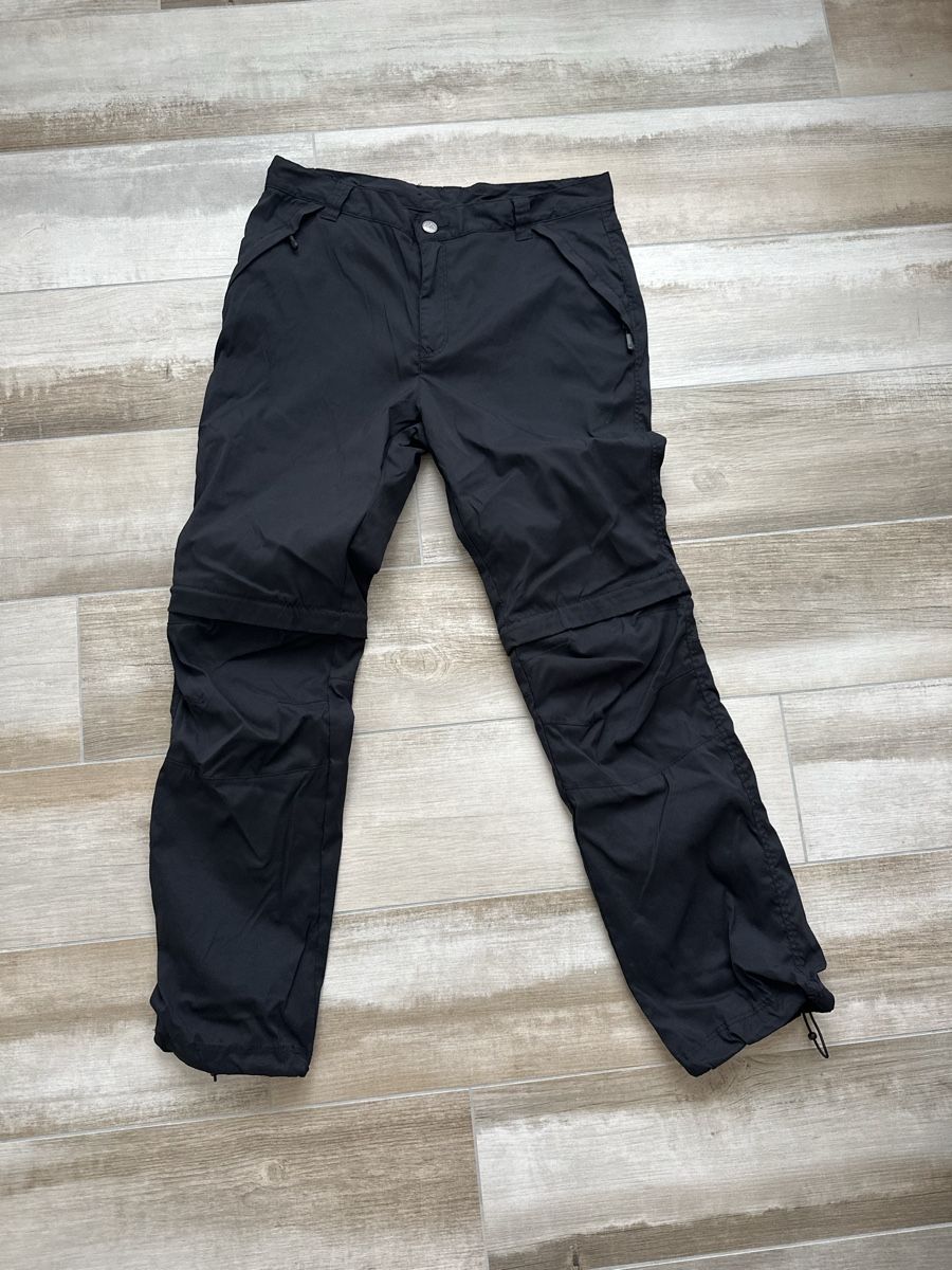 Pantalons: Wanderhose schwarz zip-off – D'occasion à Hombrechtikon par rot_59mr