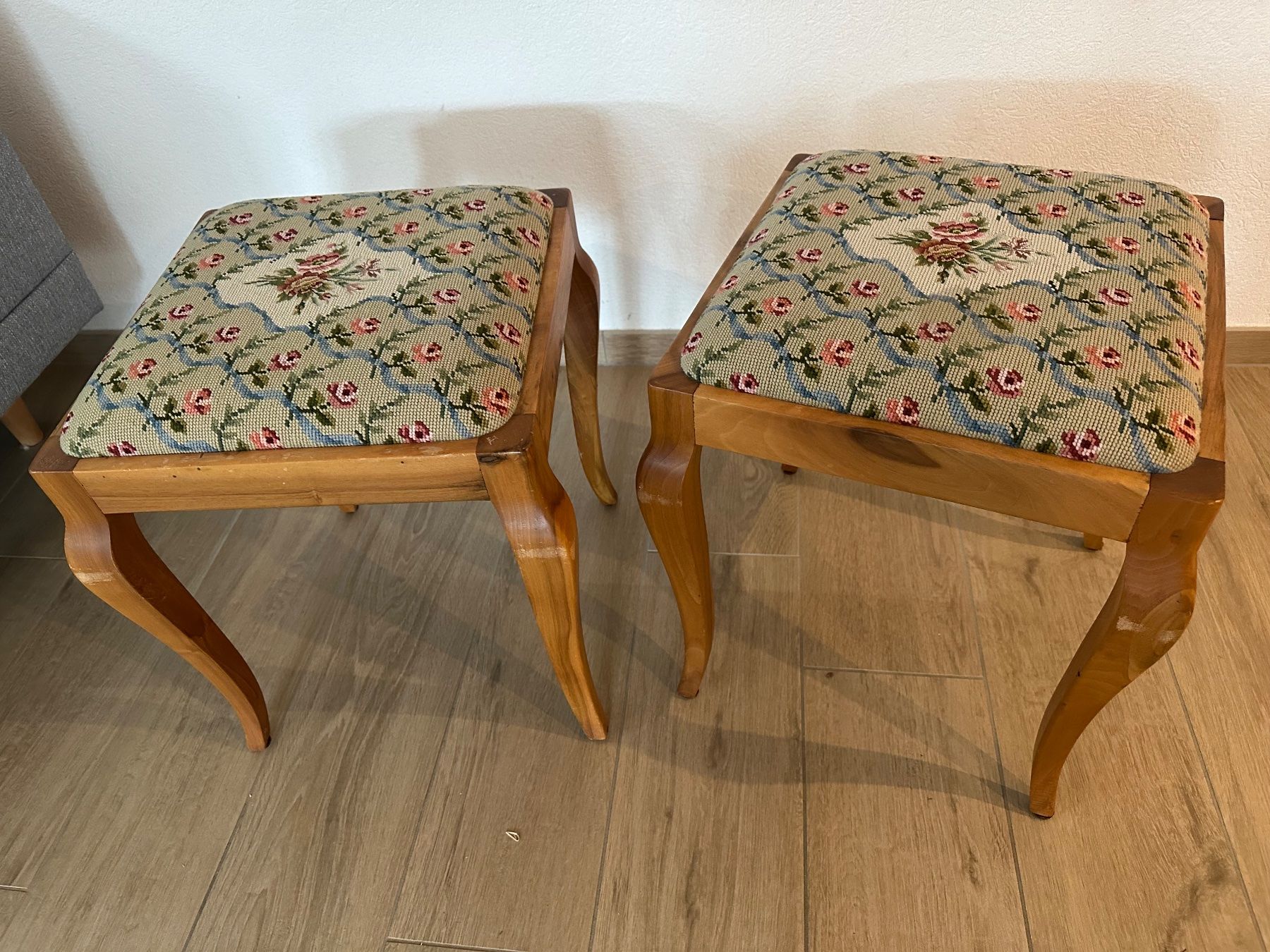 Tabourets: Schemel – D'occasion à Hirzel par Harp079340