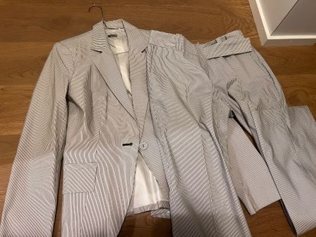 Zara Basic Hosenanzug grau gestreift, Gr. M, top Zustand!