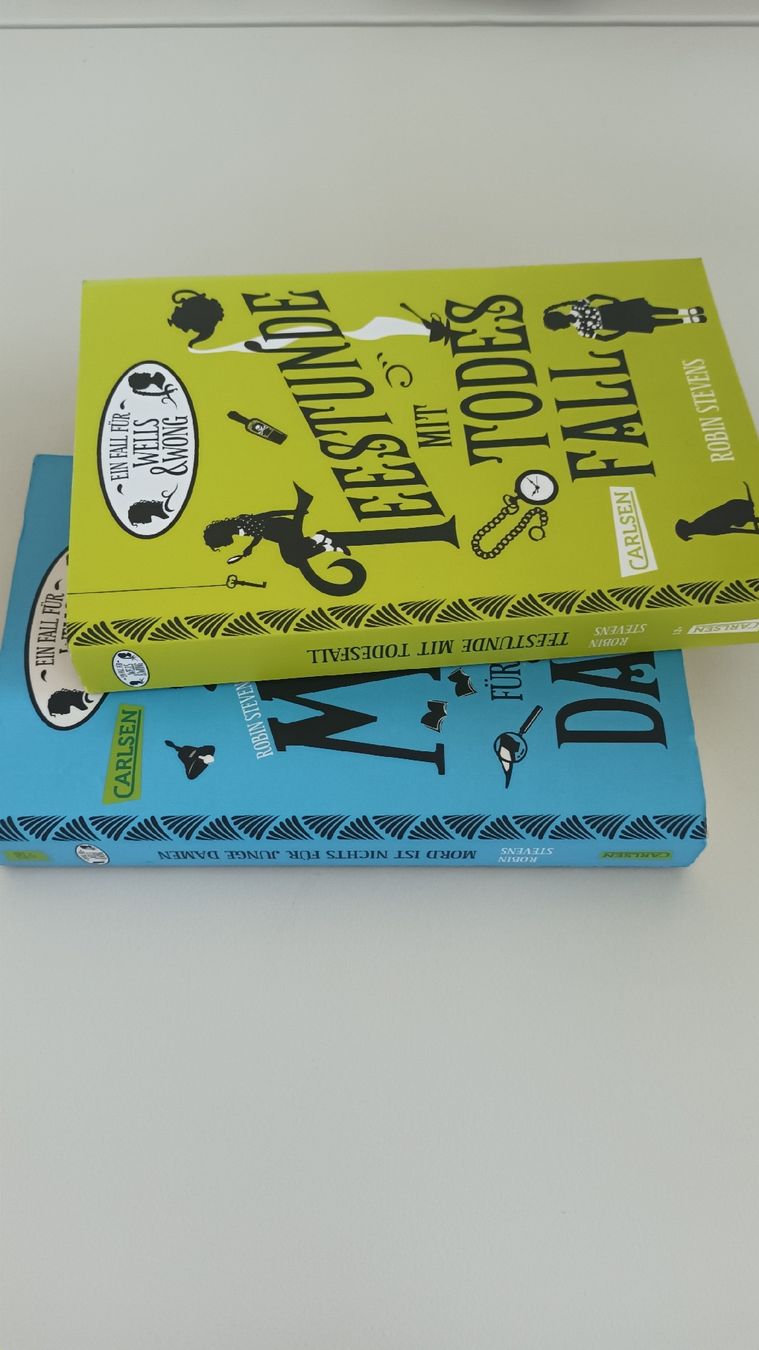 Libri: 2 Books Wells & Wong Robin Stevens German Edition – Usato da Horgen venduto da azita_q 2
