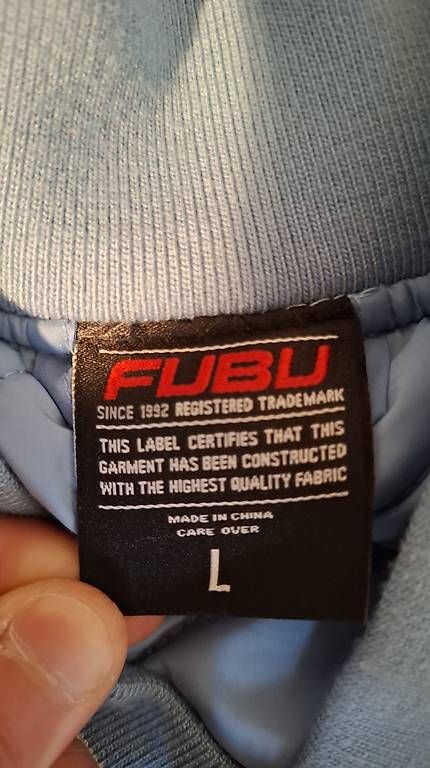 Vestes: Veste universitaire FUBU – D'occasion à Fleurier par die_gg95 1