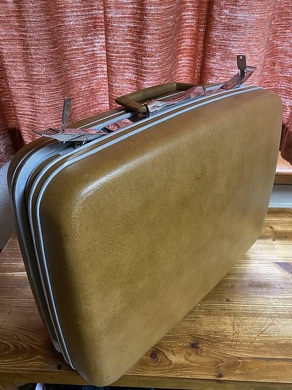 Valigie: Hartschalenkoffer Samsonite shilouette – Usato da Cazis venduto da arinba