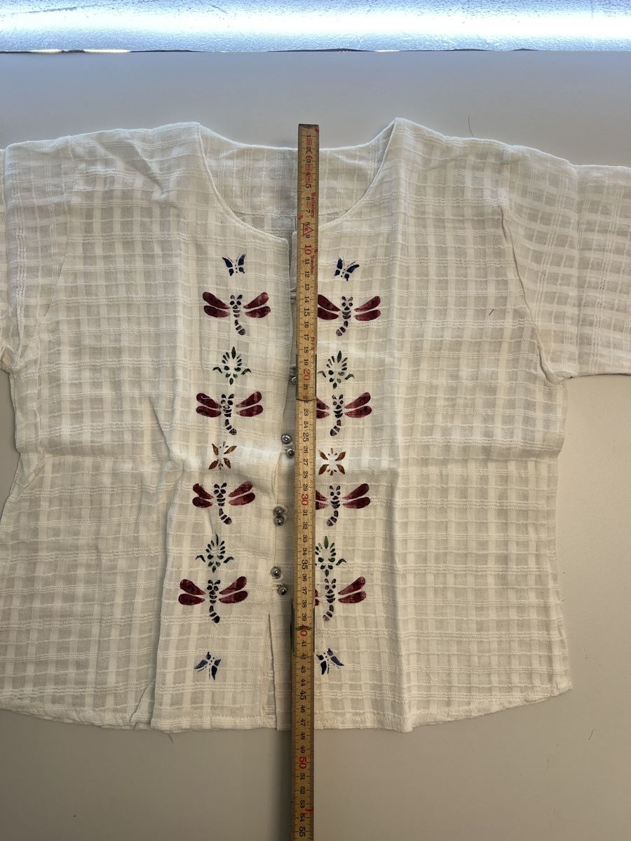 Chemisiers: Bluse Damen Weiss mit Libellenmuster Grösse S Neu – Neuf (Voir description) à Rotkreuz par Migu2012 4