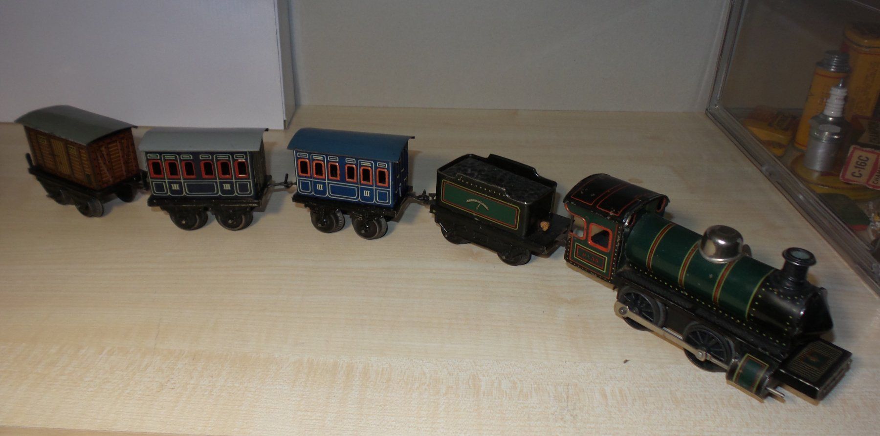 Bing Jouets: Petit train Bing à clé éch. 0 vers 1910-1920 – D'occasion à Bulle par Rockandtoys