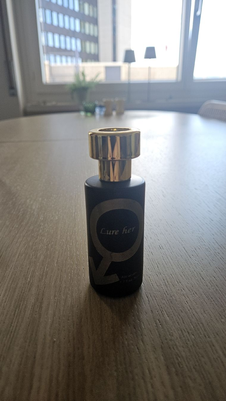 Profumi & Eau de Toilette: Parfüm (7 Düfte) – Usato da Zürich venduto da Rakete17 6