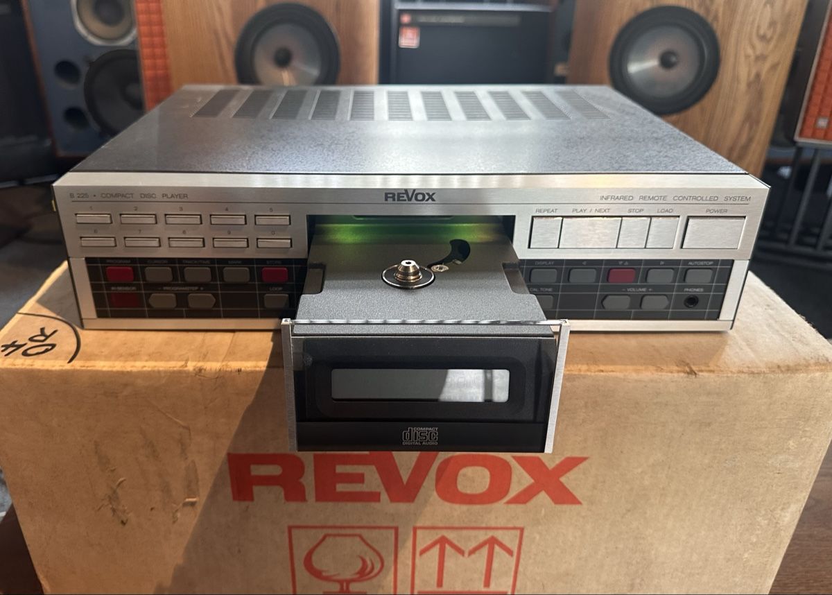 Revox Lettore multimediale & Streamer: Revox B 225 cd player – Usato da Vevey venduto da Dborg 3