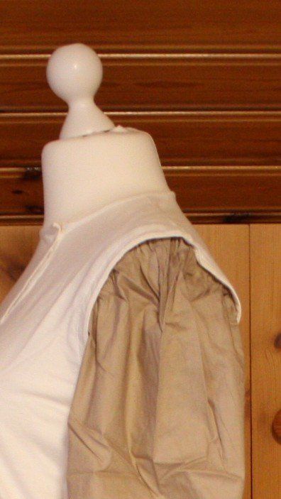 T-Shirts: T - Shirt Langarm weiss-beige Gr. M – Gebraucht aus Flüelen von Diversicum-Vintage 3