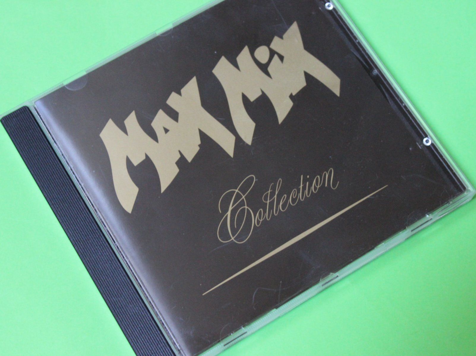 CD: MAX MIX COLLECTION (mit ITALO DISCO) CD – Usato da Tübach venduto da JamesStone
