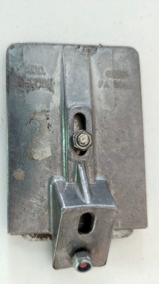 Pezzi di ricambio: Velonummer 1967 mit Halterung. – Usato da Uetikon am See venduto da Tomarrani 3