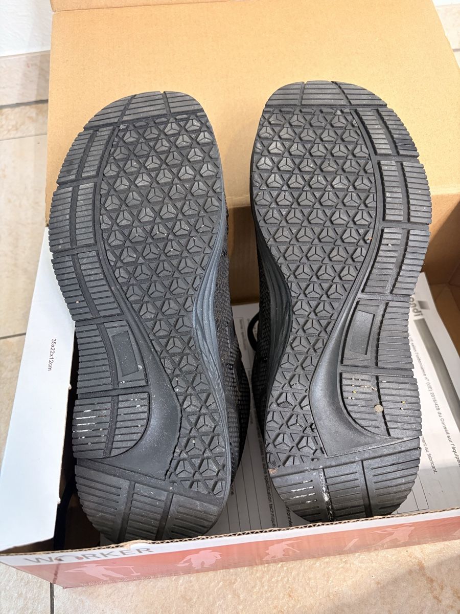 Scarpe da uomo: Sicherheitsschuhe – Usato da Kaiseraugst venduto da dka_b97z 2