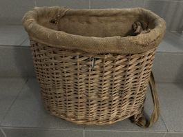 Vintage Erntekorb / Rückentragekorb mit Jutesack 🧺