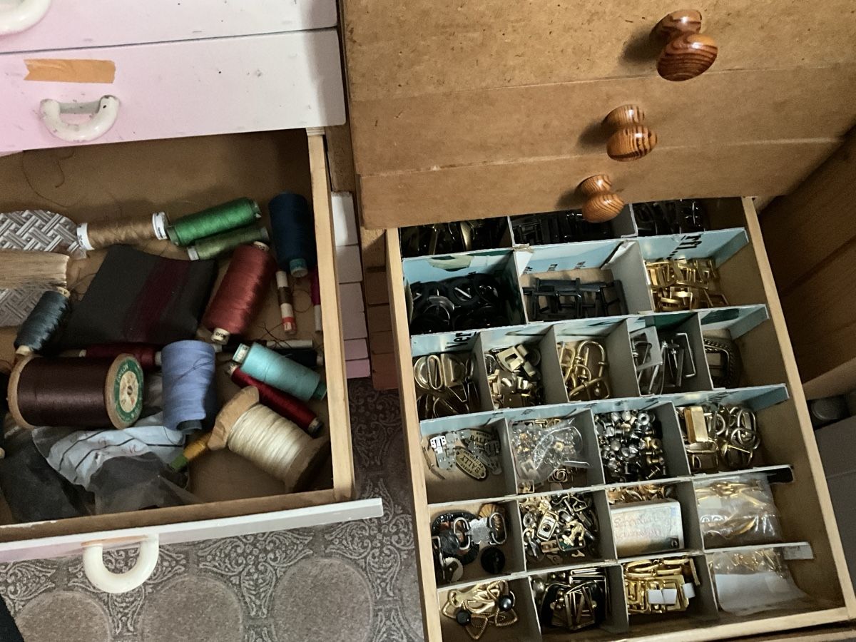 Tutti gli attrezzi: Shoemaker accessories  – Nuovo (secondo la descrizione) da Elsau venduto da MANWITHVAN 6
