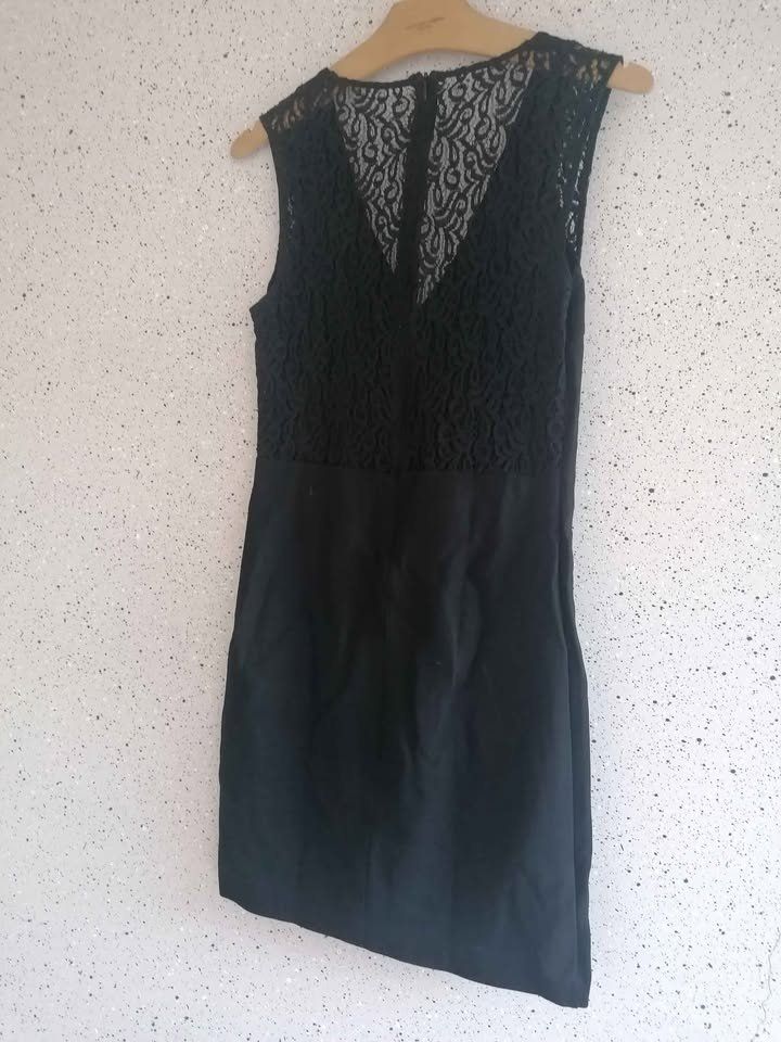 Kleider: Schwarzes Kleid Gr. S – Gebraucht aus Nänikon von Manta87 1