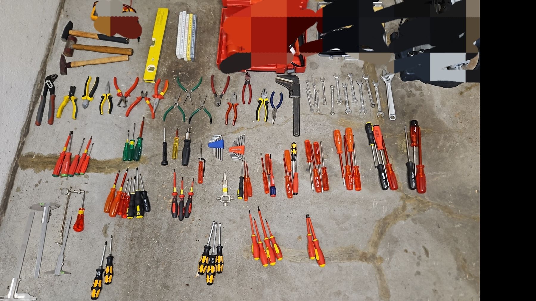 Tutti gli attrezzi: diverses Handwerkzeug – Usato da Adliswil venduto da natascha_89