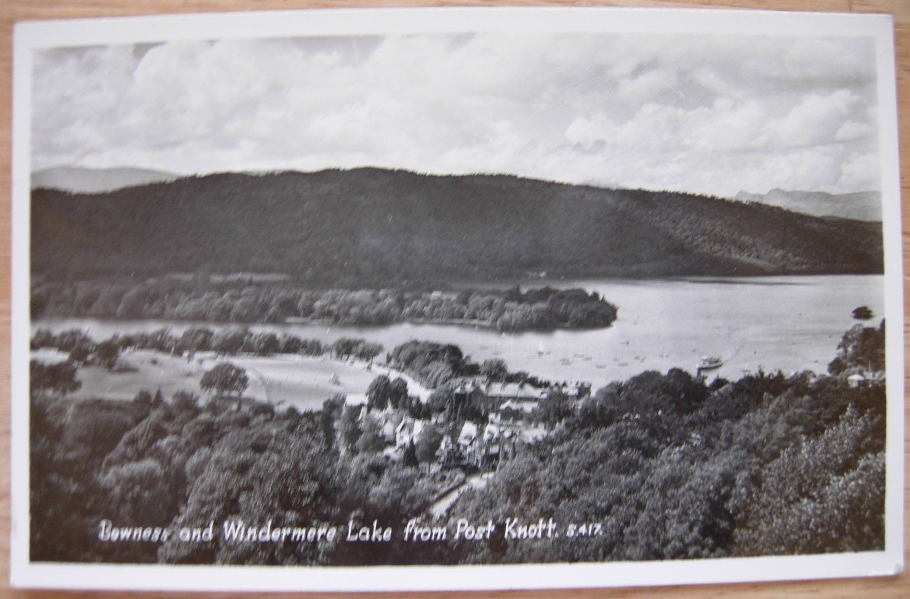Cartoline postali: AK - Bowness and Windermere Lake from Post Knott, UK – Usato da Dübendorf venduto da rumpumpel