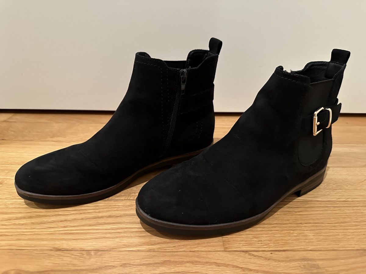 Scarpe da donna: Damenschuhe – Usato da Luzern venduto da roennimoos