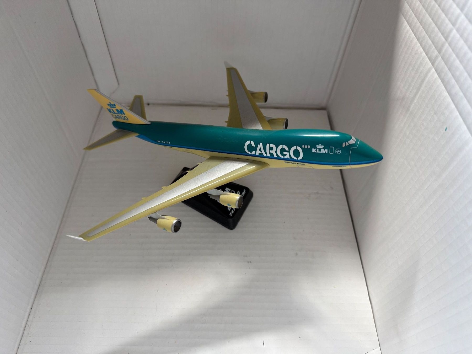 Boeing Kit di modellismo & Modellini statici: Boeing 747-400ERF KLM Cargo Modell ab 1 CHF – Usato da Rorbas venduto da tun_m7fz 8