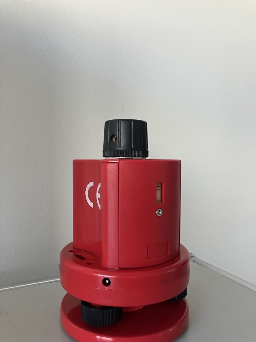 Misurare: Berlan Rotationslaser BRL101 - Komplett mit Stativ! – Usato da Zürich venduto da 2fresh4u 1